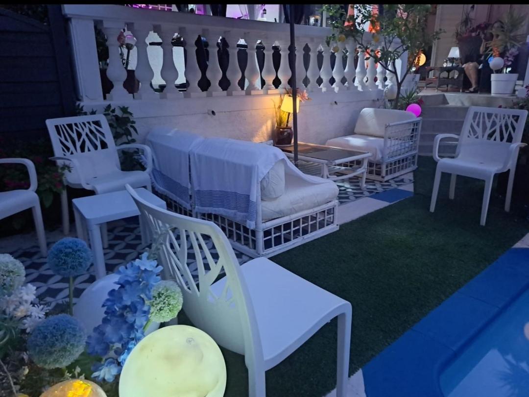 Suite-Junior -Villa Helene - Montpellier Sud - Aeroport- Piscine Privee-2Mn Des Plages Pérols Exterior foto